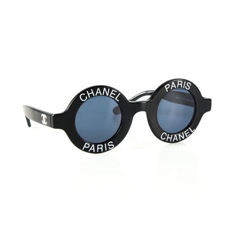 lunettes de soleil rondes chanel|chanel lunette de soleil carré.